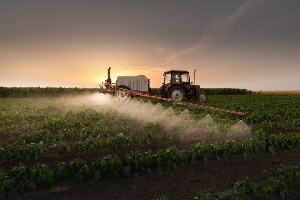 Traktor på marken